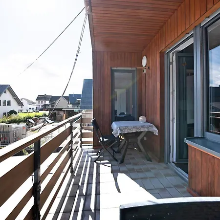 Ut Huuske Lägenhet *